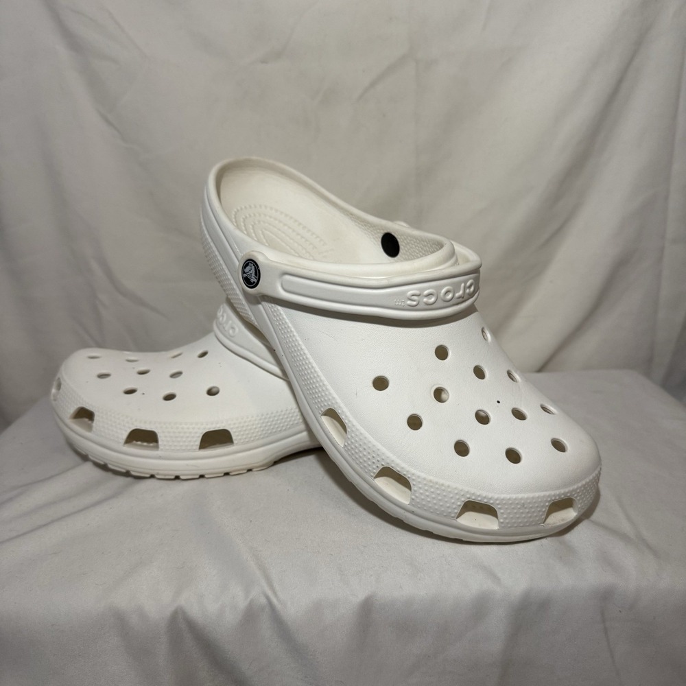 Crocs Classic Clogs Sandals Solid White Men's 10 Womens 12